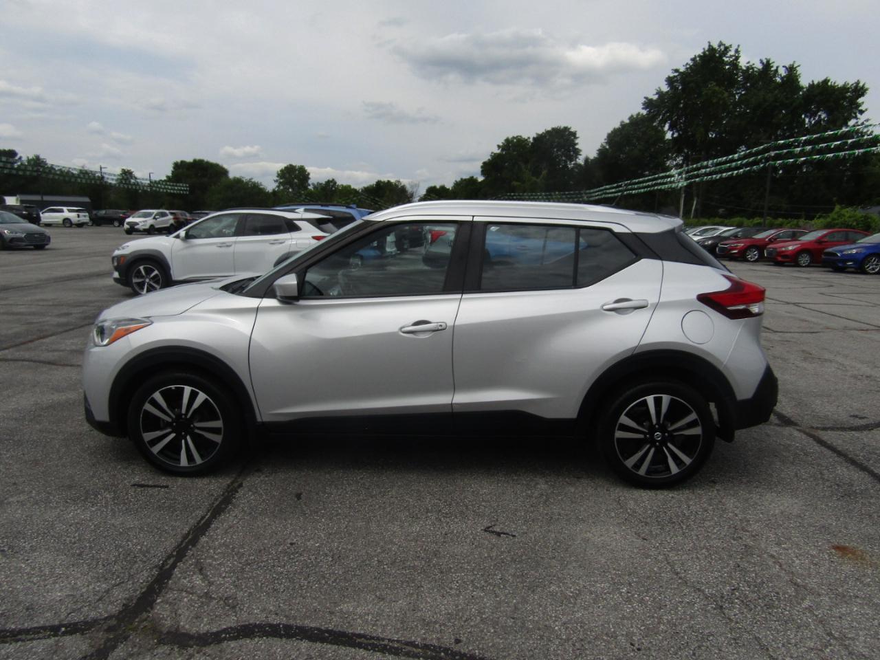 Nissan Kicks SV 2020