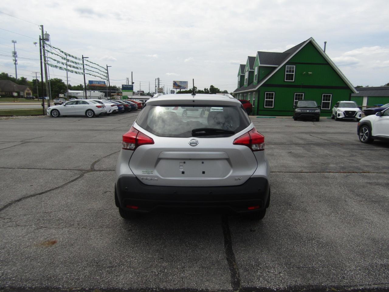 Nissan Kicks SV 2020