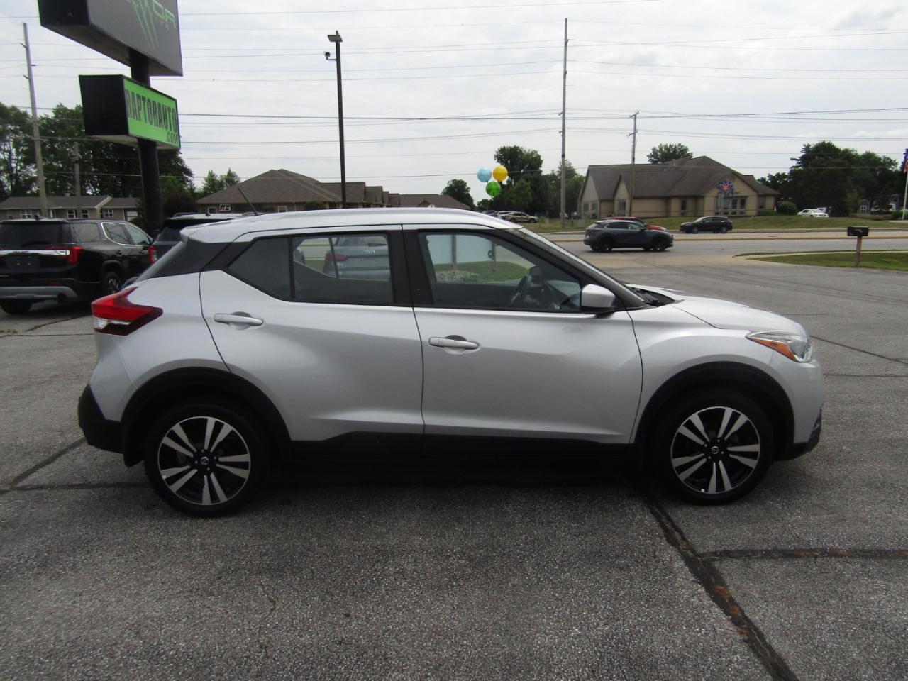 Nissan Kicks SV 2020