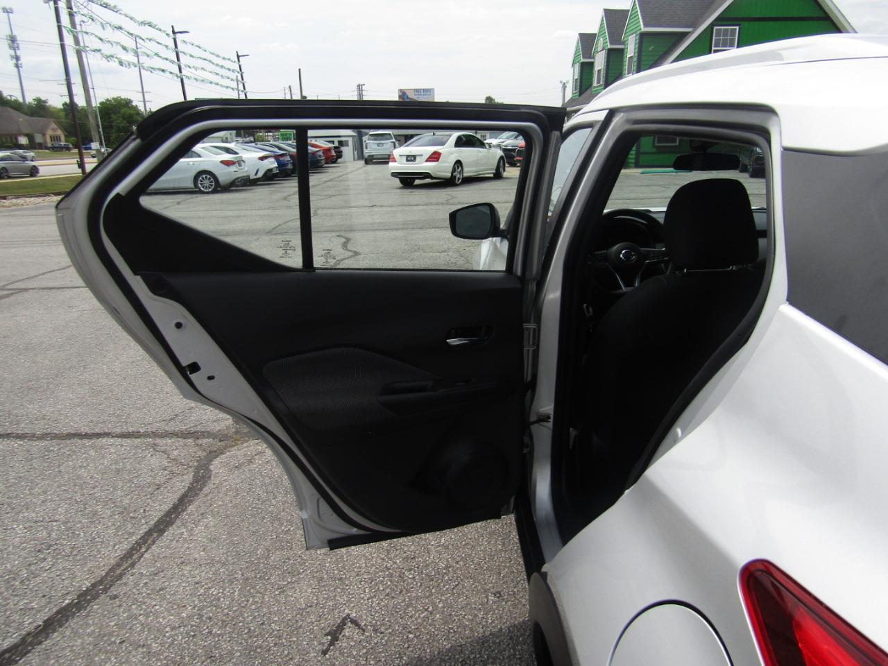 Nissan Kicks SV 2020