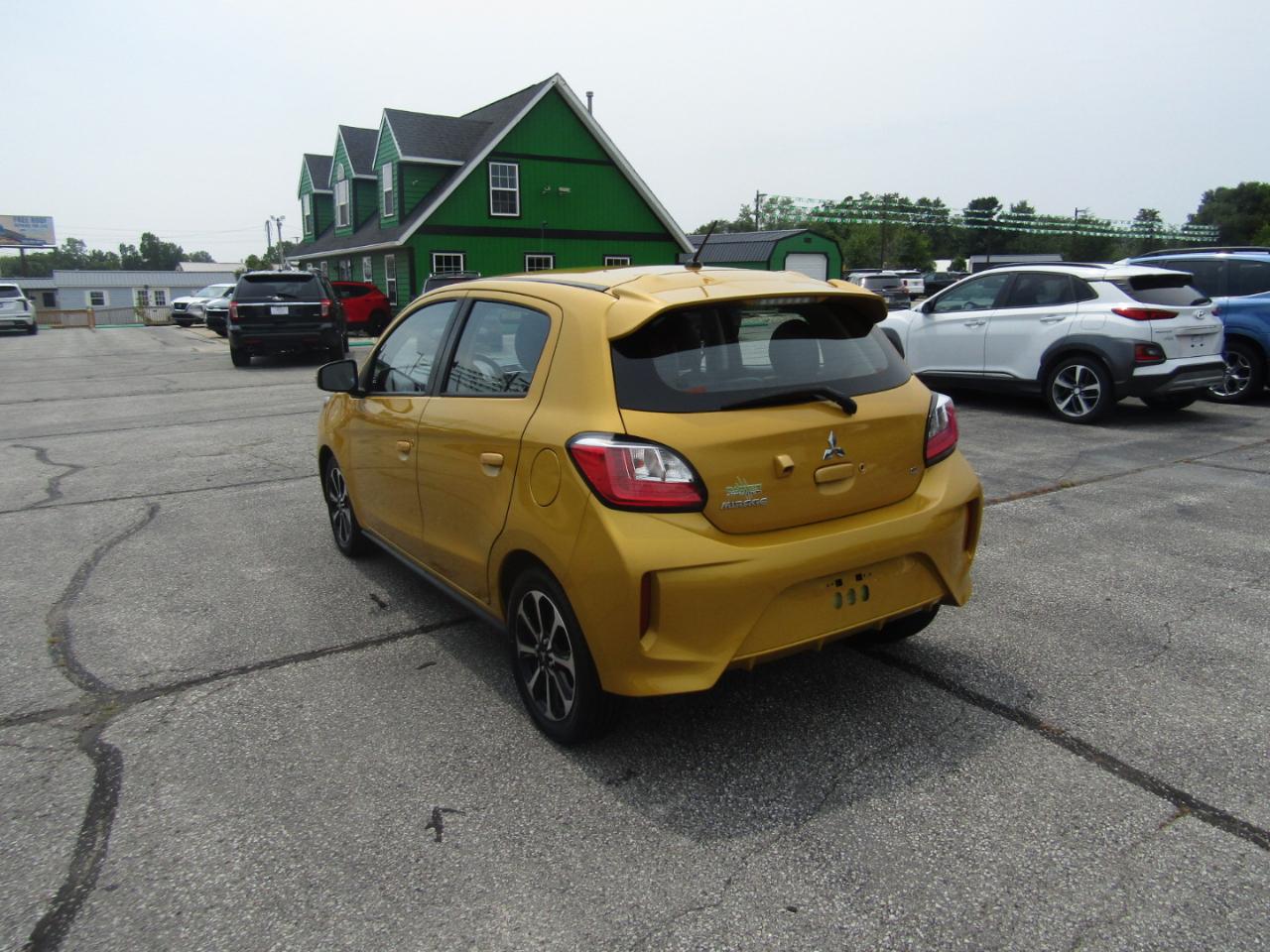Mitsubishi Mirage SE 2021