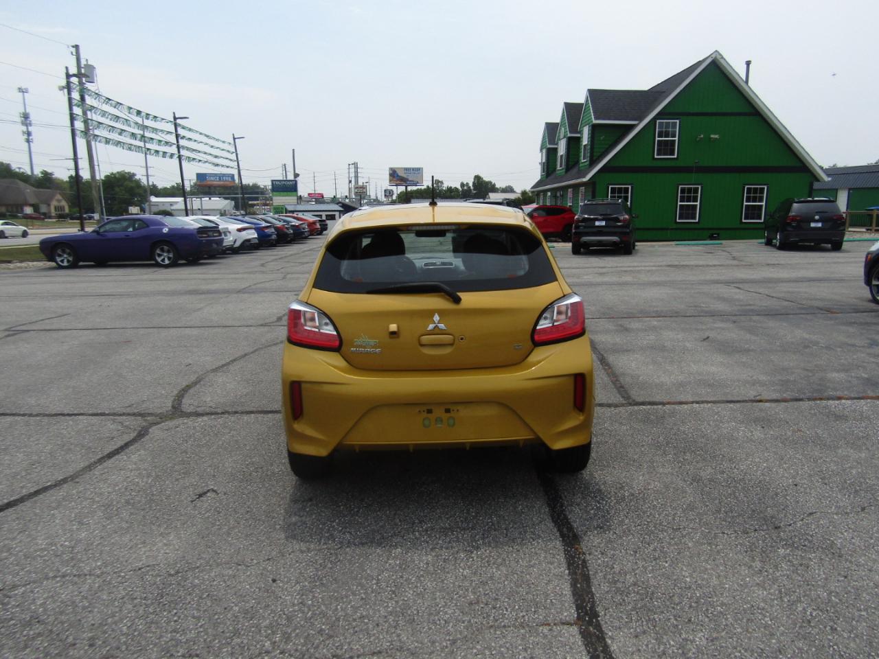 Mitsubishi Mirage SE 2021