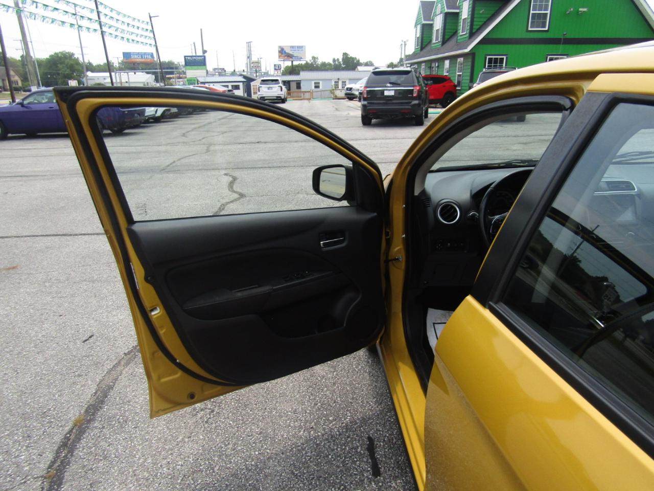 Mitsubishi Mirage SE 2021