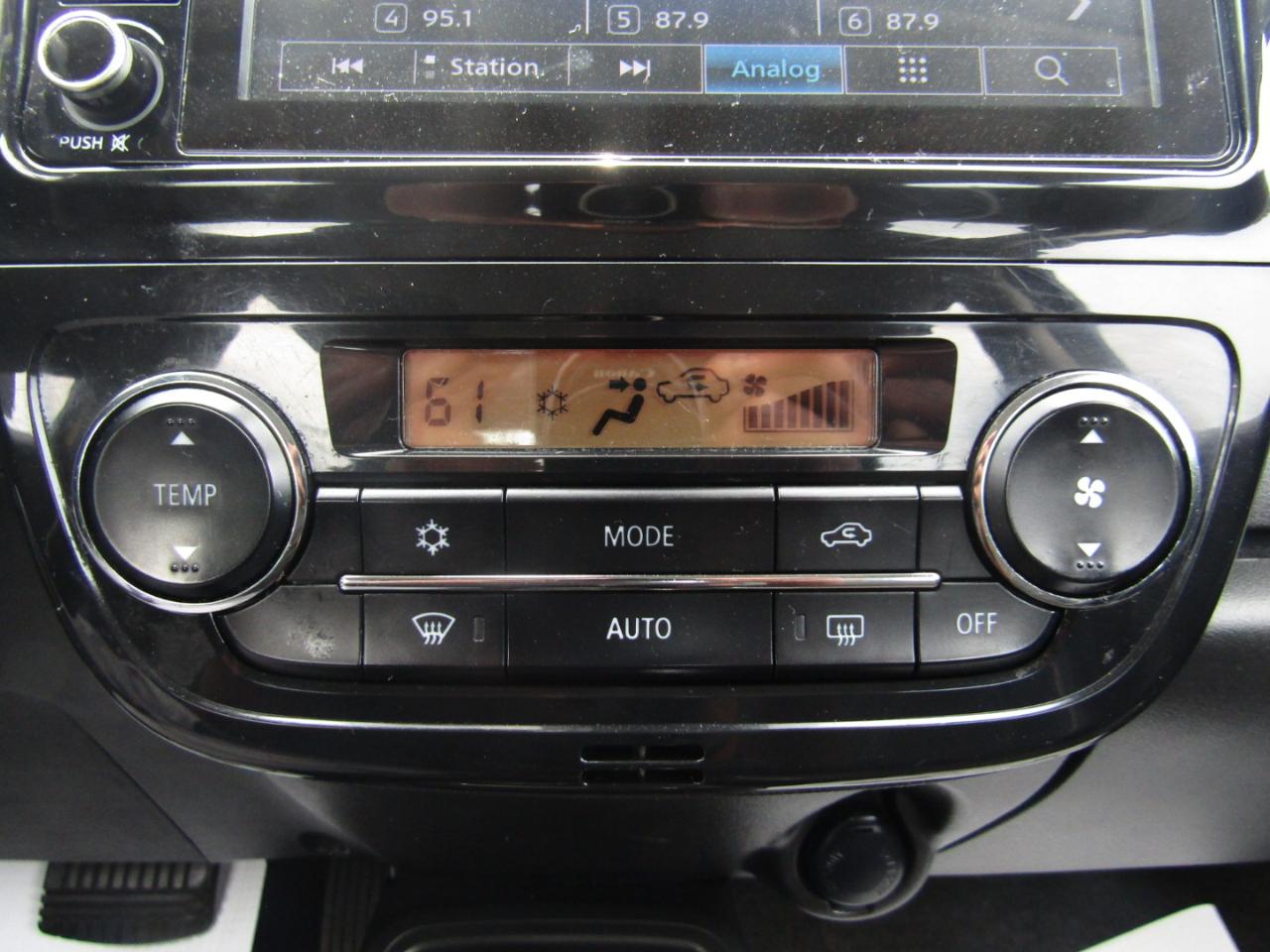 Mitsubishi Mirage SE 2021