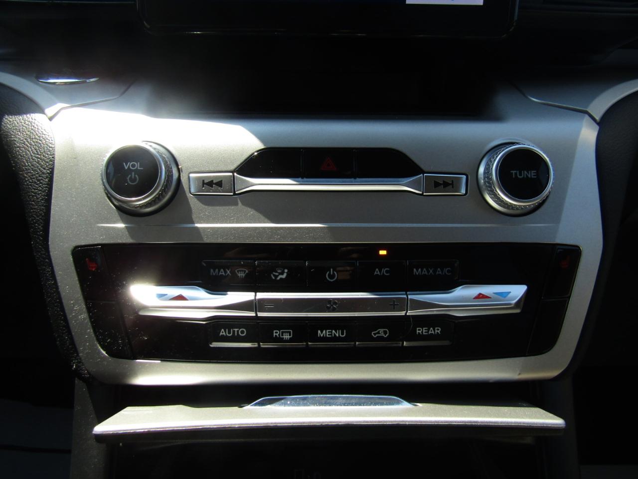 Ford Explorer  2022