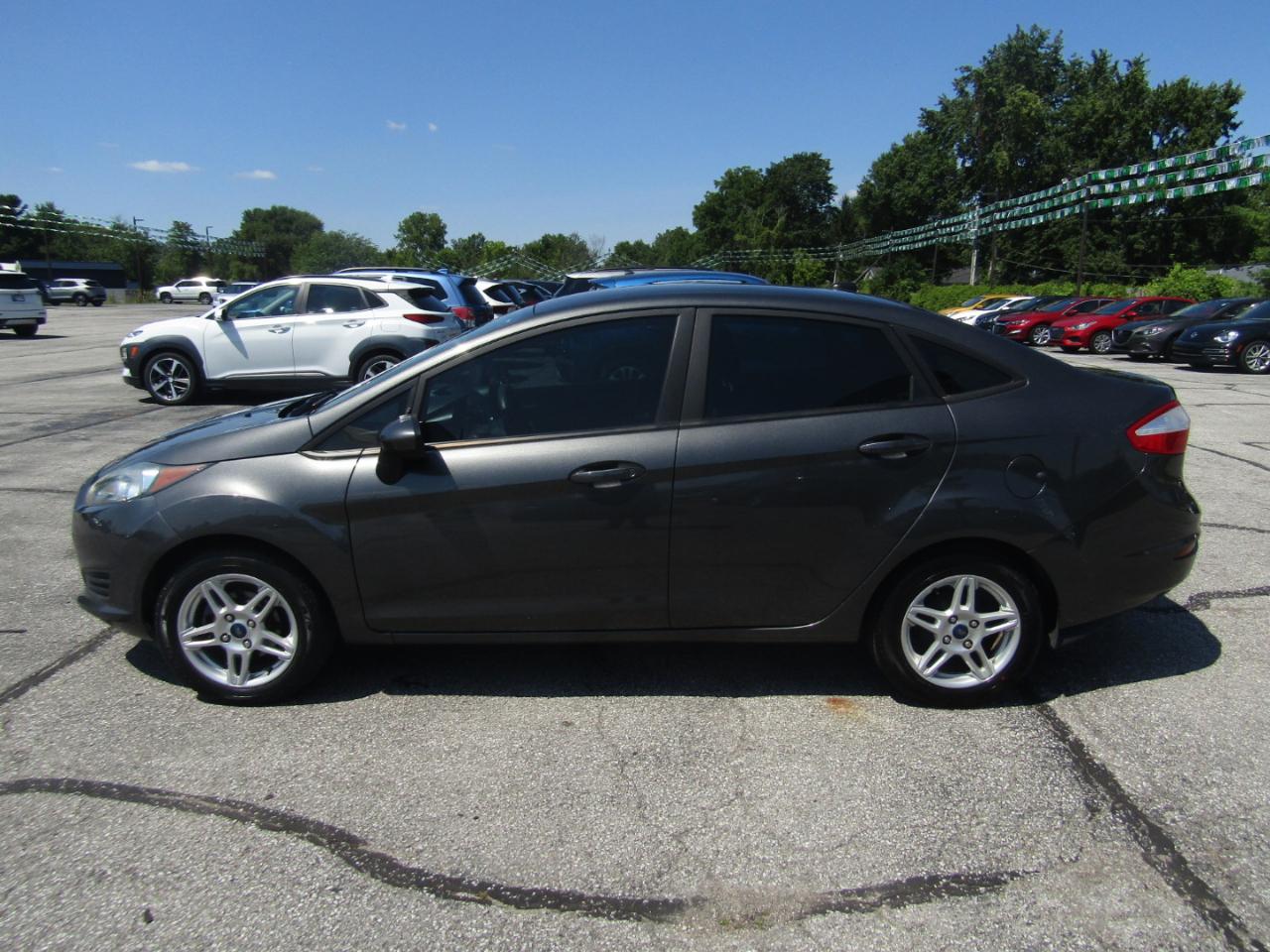 Ford Fiesta SE Sedan 2019