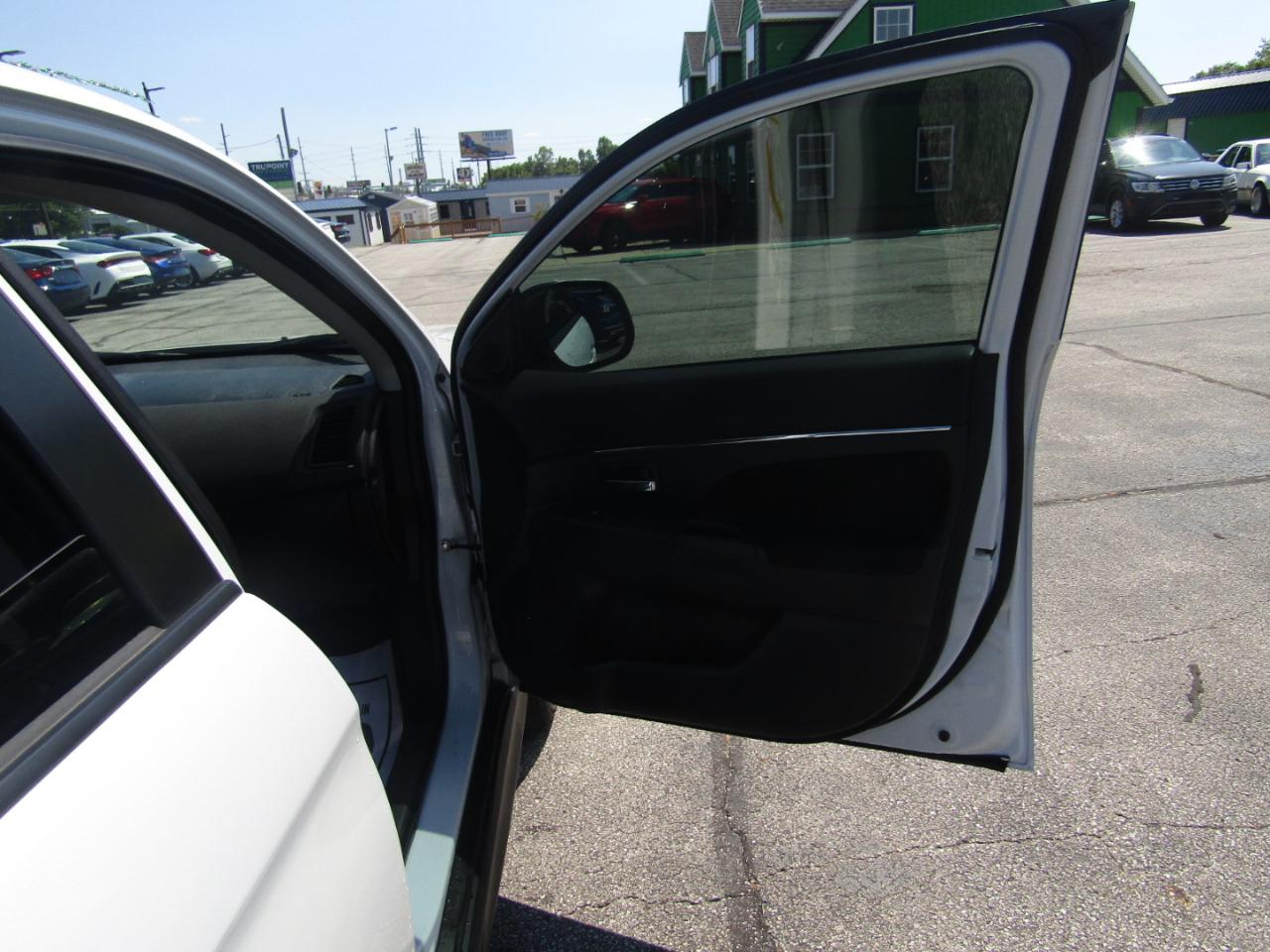 Mitsubishi Outlander Sport 2.0 ES 4WD 2023