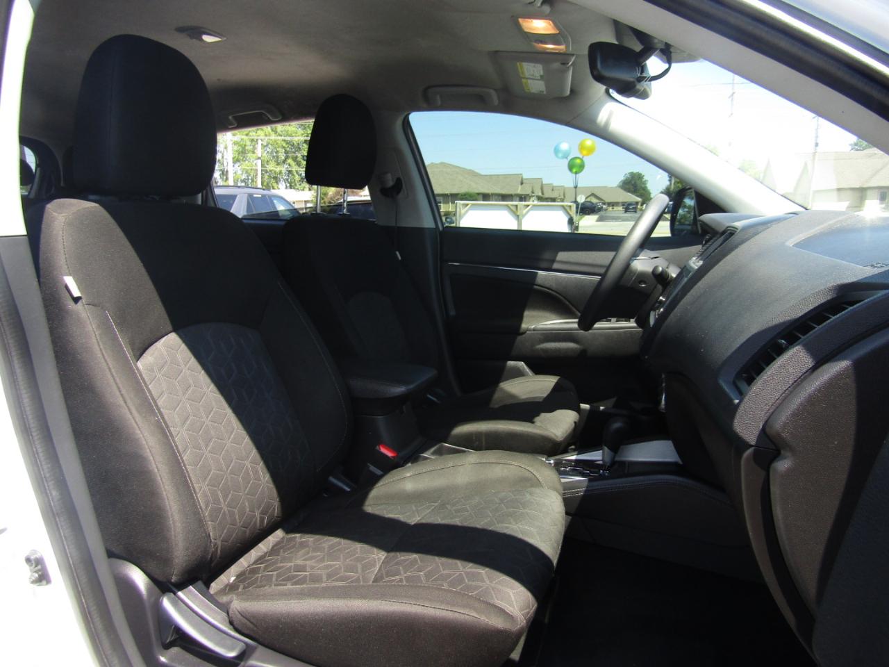 Mitsubishi Outlander Sport 2.0 ES 4WD 2023
