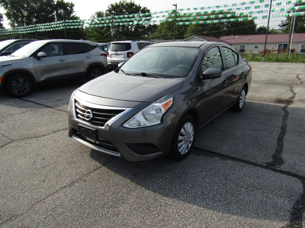 Nissan Versa 1.6 S Plus 2018