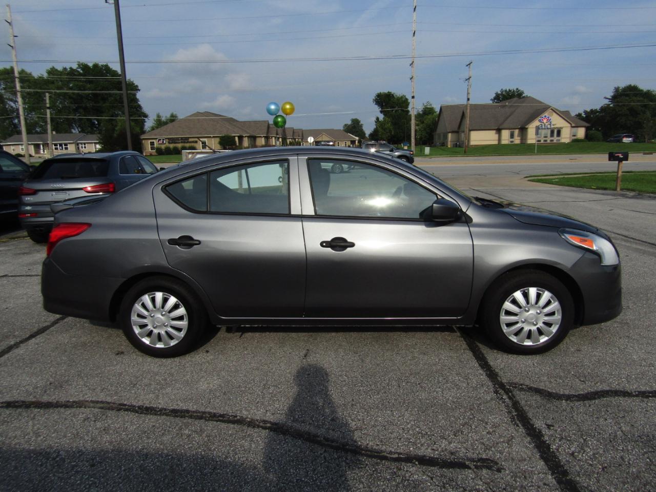 Nissan Versa 1.6 S Plus 2018
