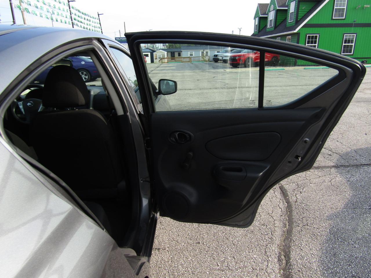 Nissan Versa 1.6 S Plus 2018
