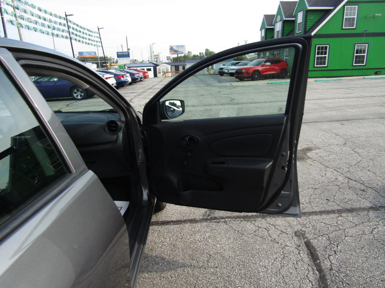 Nissan Versa 1.6 S Plus 2018