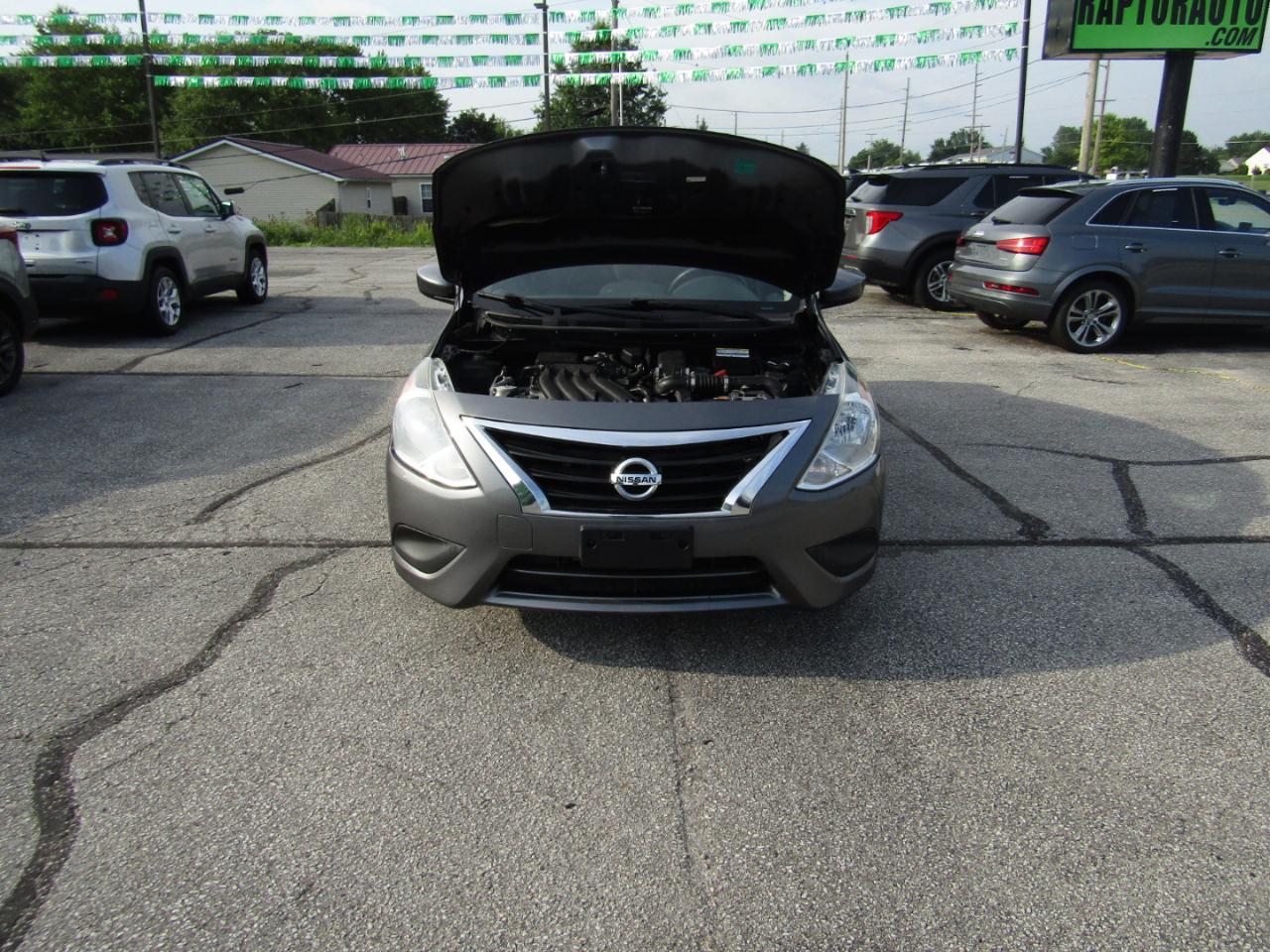 Nissan Versa 1.6 S Plus 2018