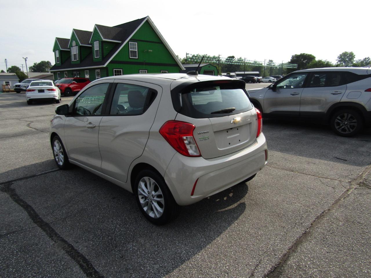Chevrolet Spark 1LT 2020