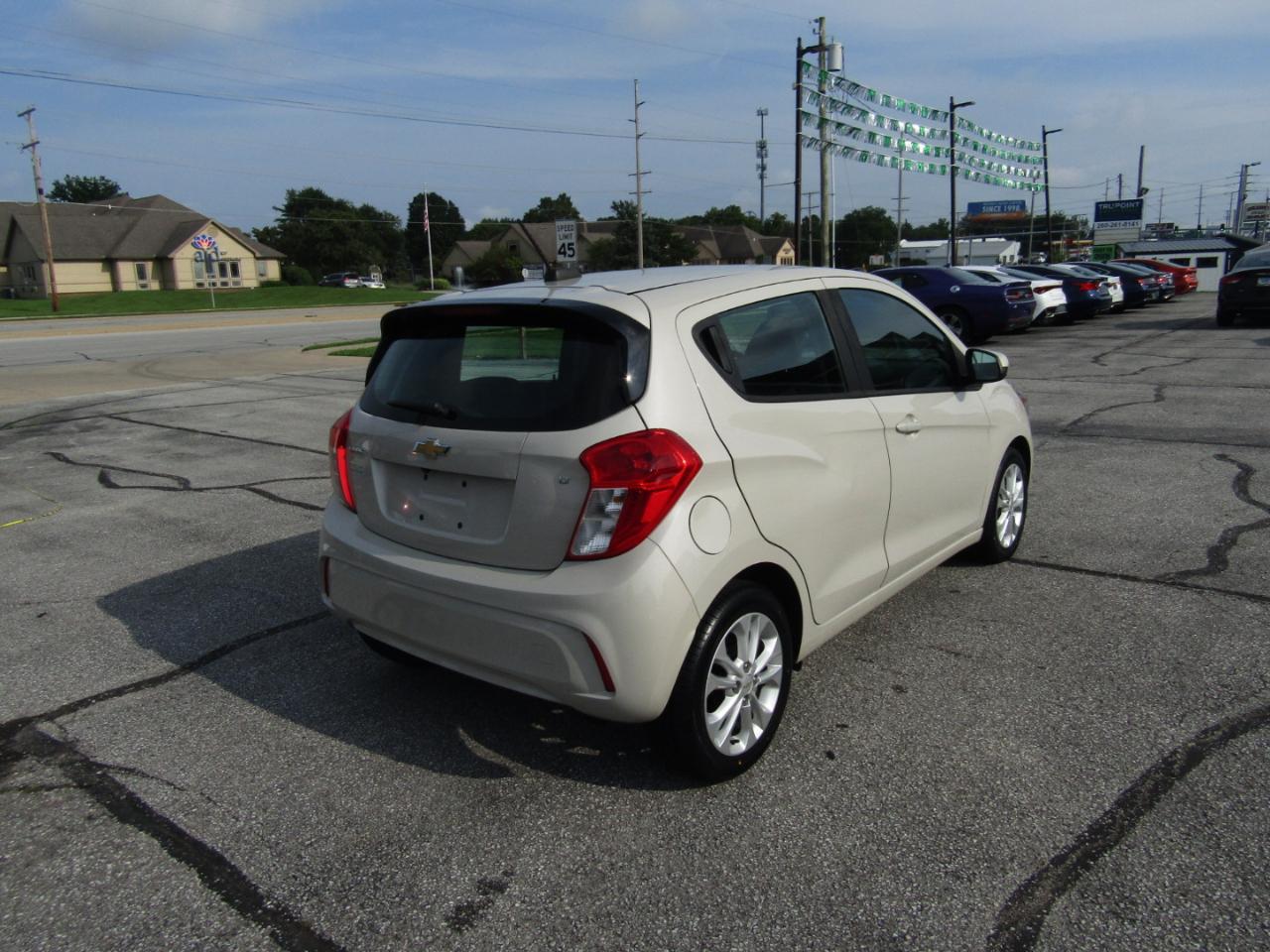 Chevrolet Spark 1LT 2020