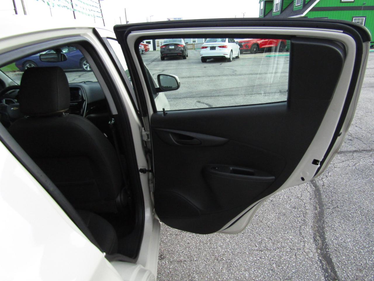 Chevrolet Spark 1LT 2020