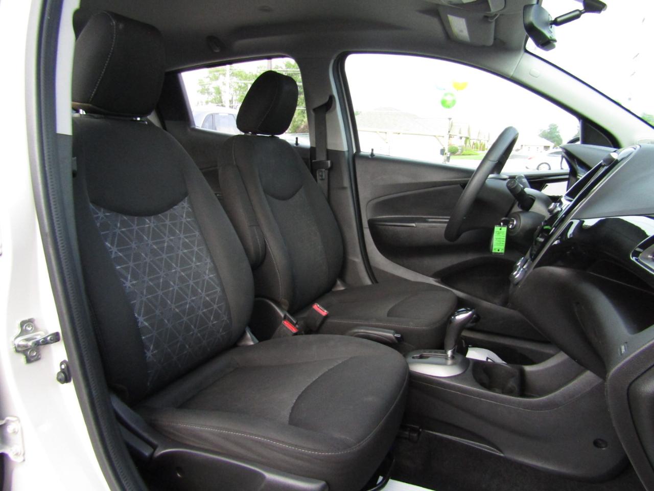 Chevrolet Spark 1LT 2020