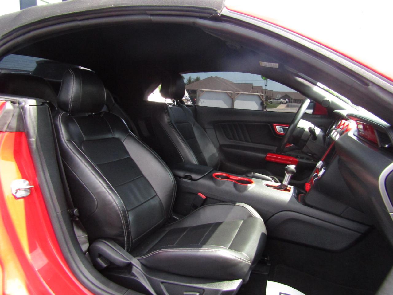 Ford Mustang EcoBoost Premium Convertible 2022