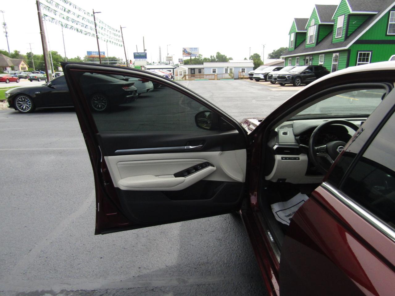Nissan Altima 2.5 SL AWD 2023