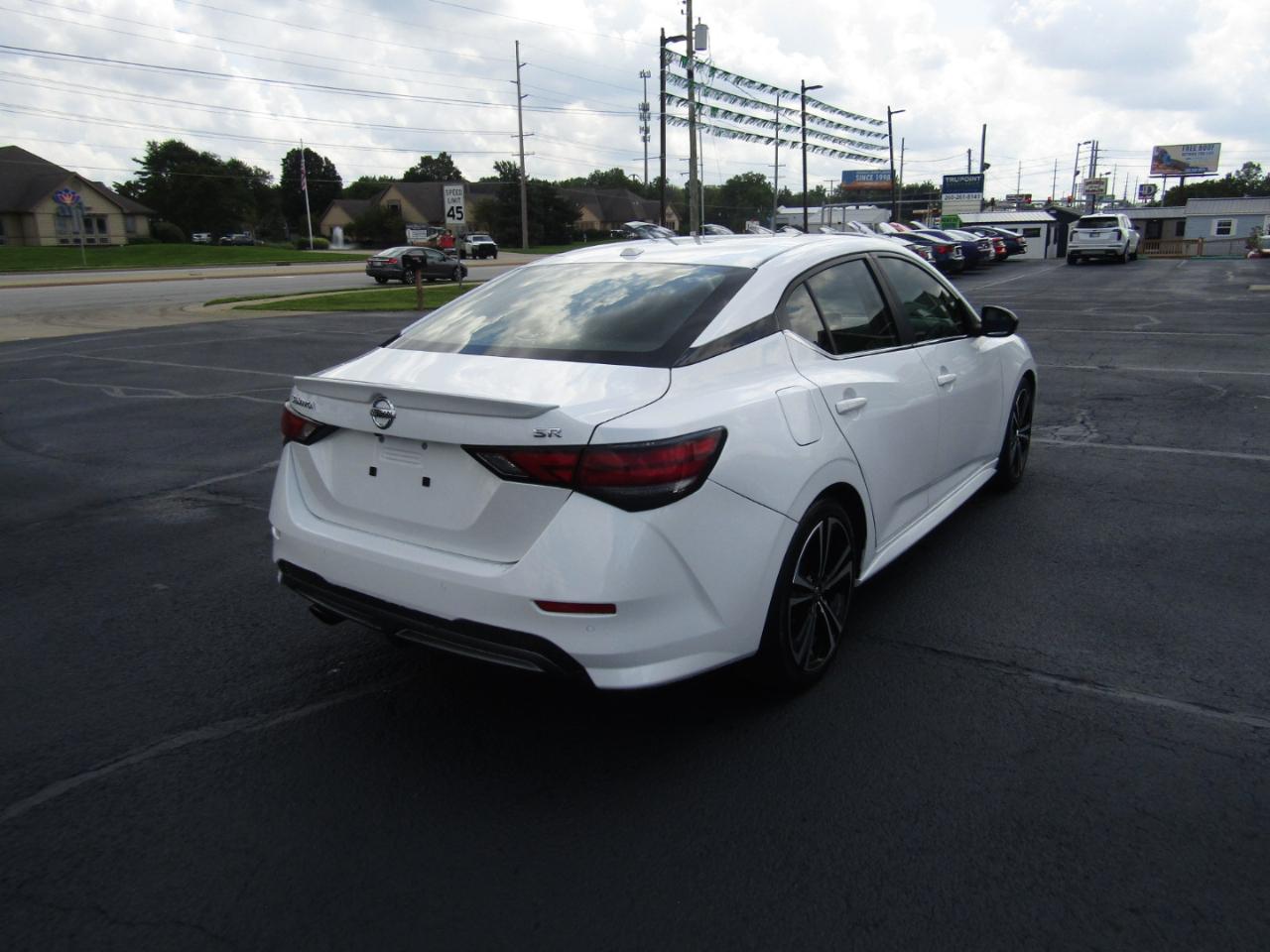Nissan Sentra SR 2021