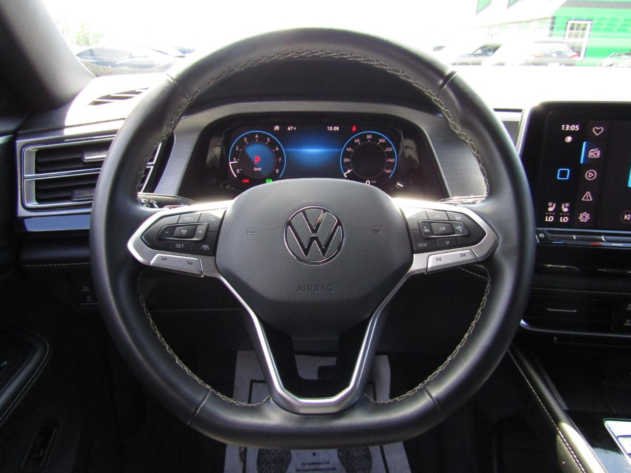 Volkswagen Atlas Cross Sport SE w/Technology AWD 2024