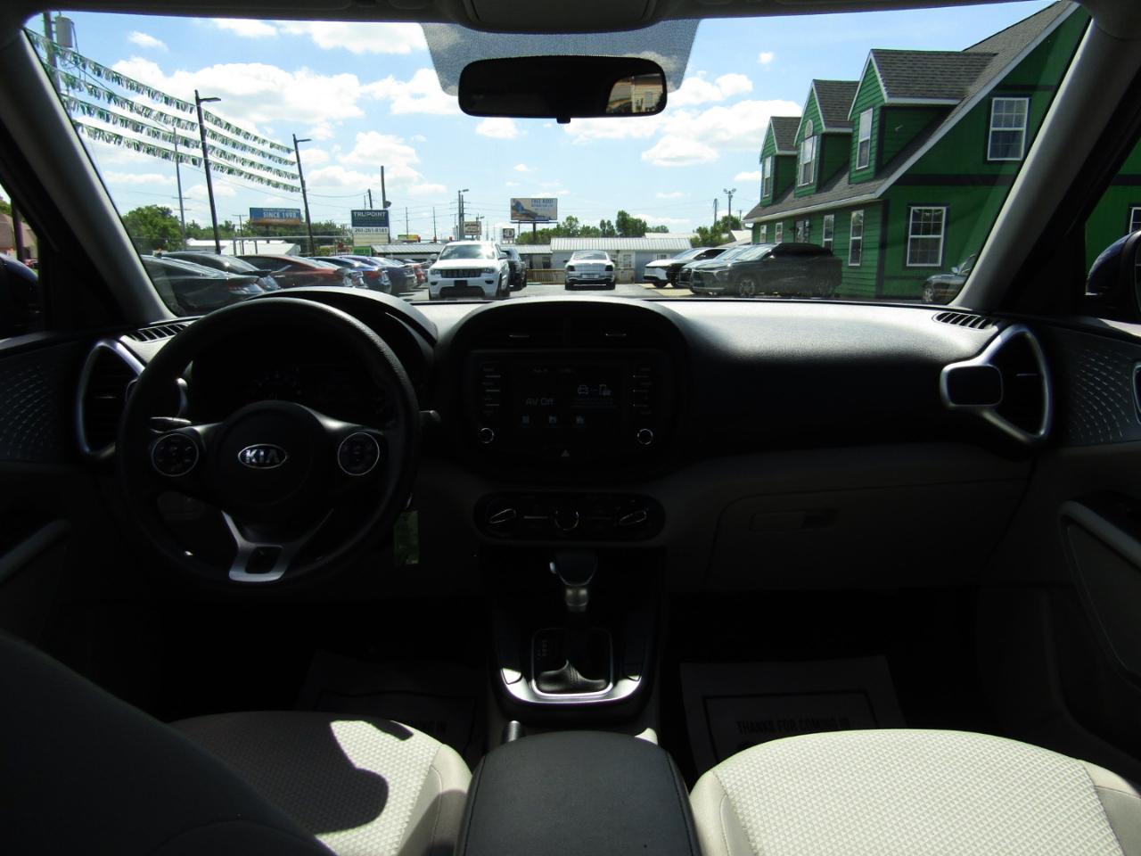 Kia Soul LX 2020