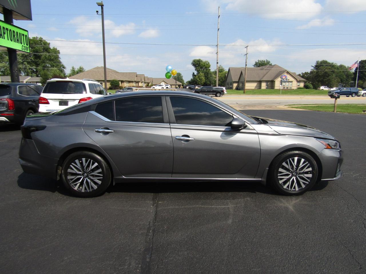 Nissan Altima 2.5 SV 2023