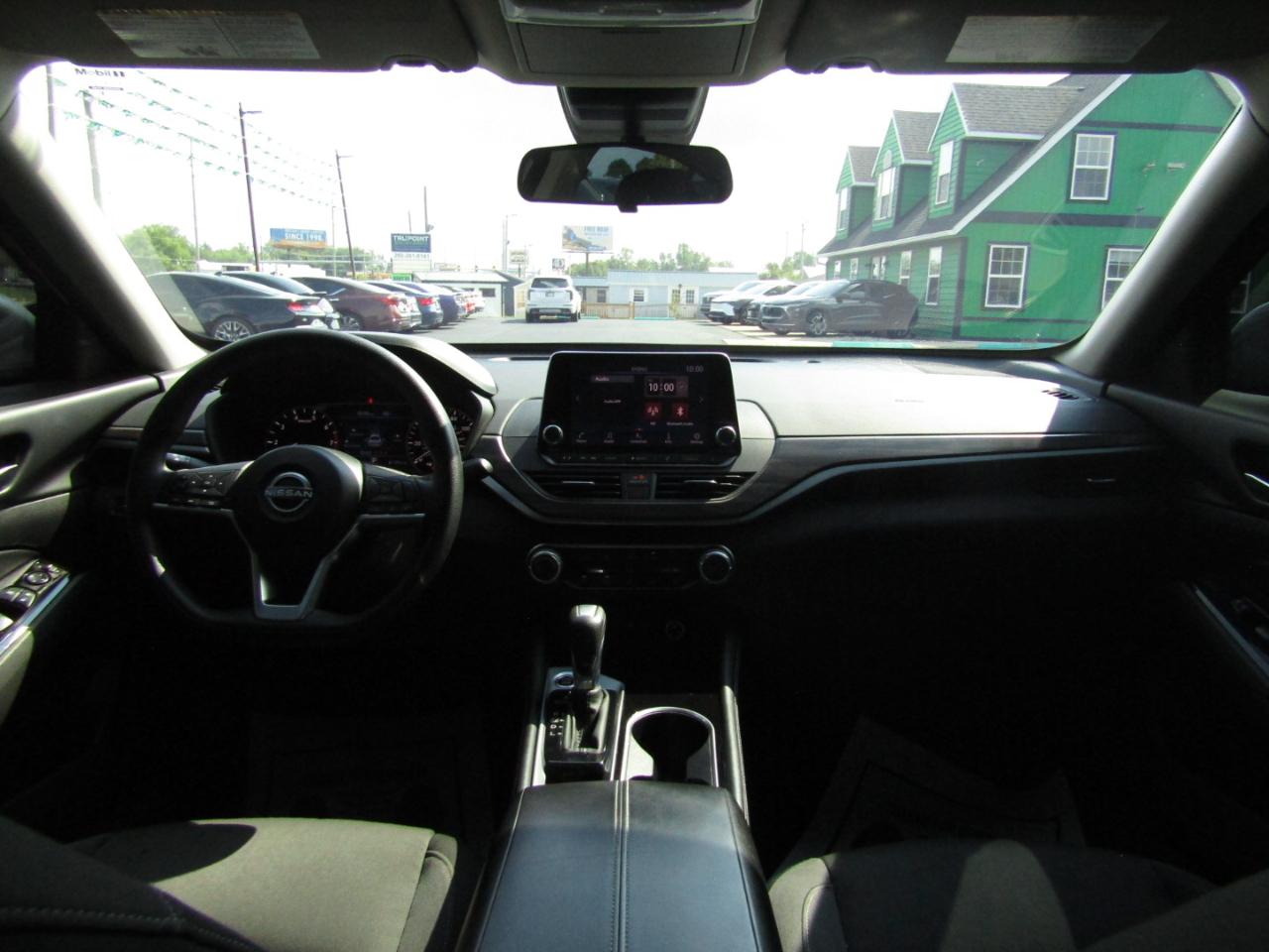 Nissan Altima 2.5 SV 2023