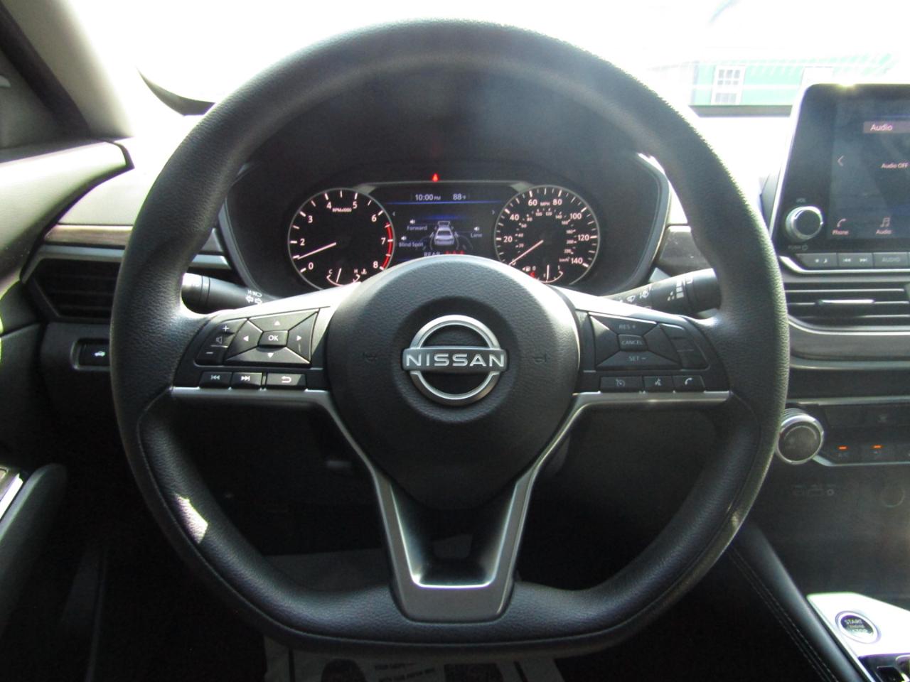 Nissan Altima 2.5 SV 2023