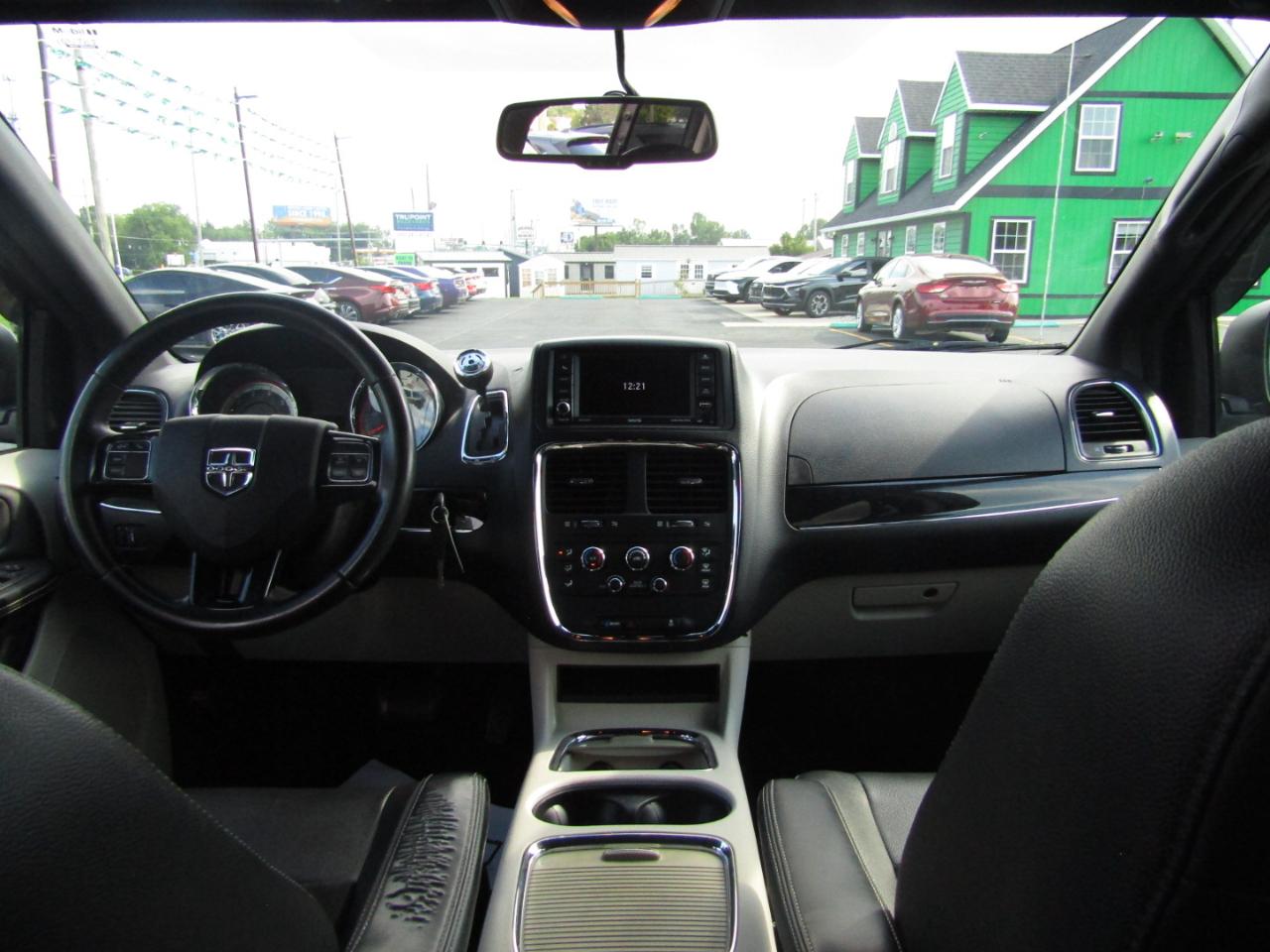 Dodge Grand Caravan SXT 2017