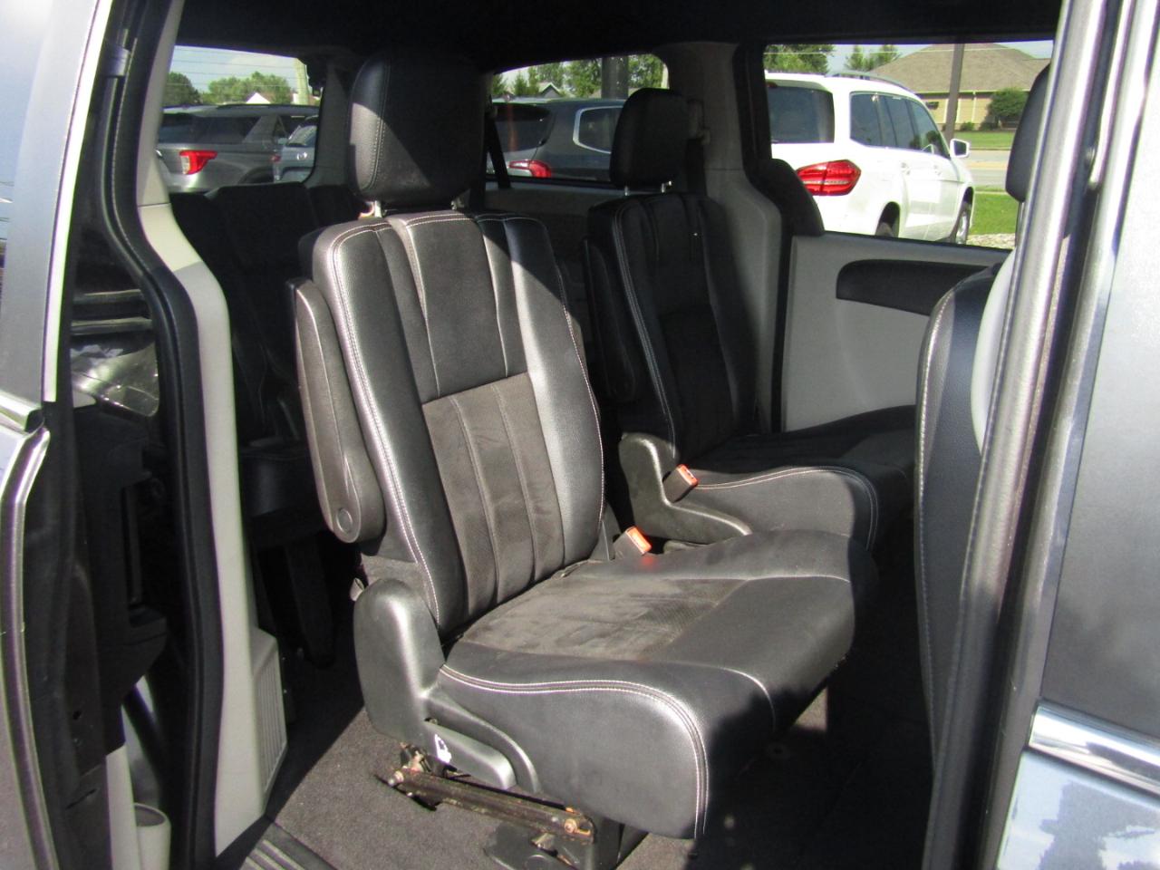 Dodge Grand Caravan SXT 2017