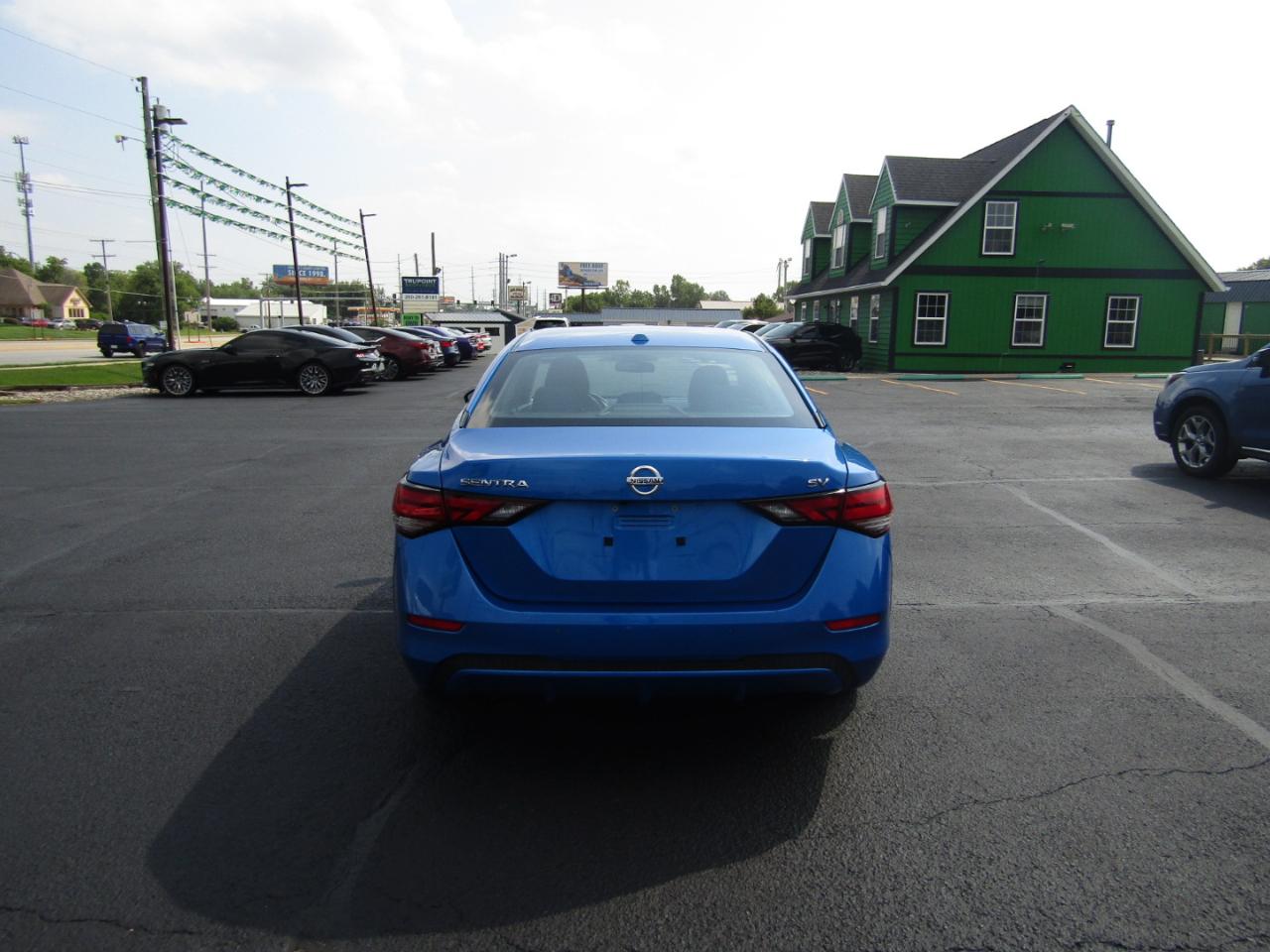 Nissan Sentra SV 2022