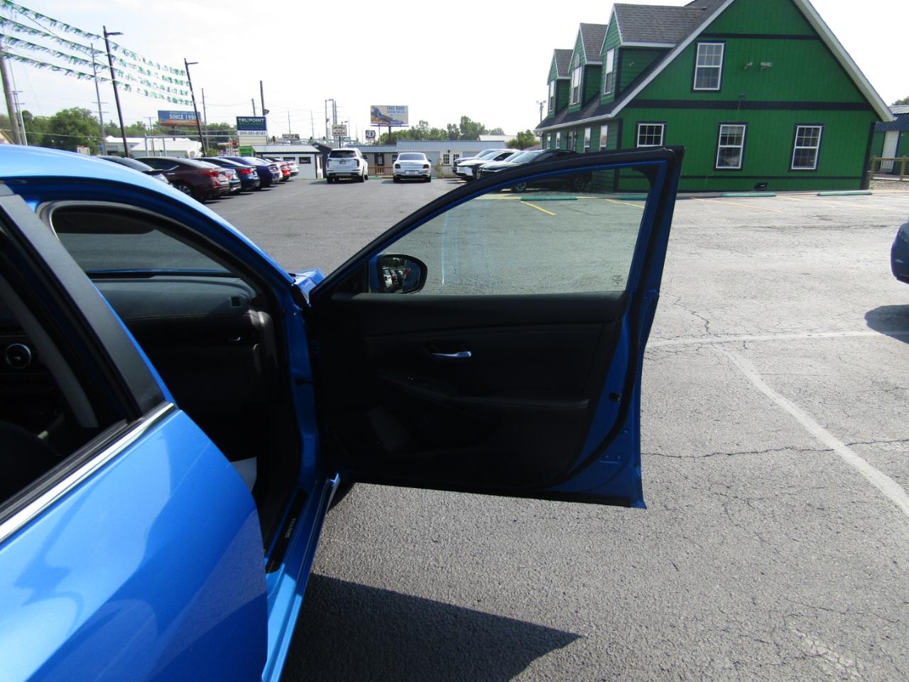 Nissan Sentra SV 2022