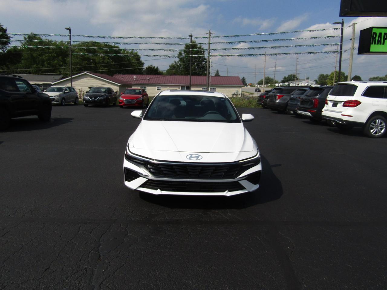 Hyundai Elantra SEL 2024