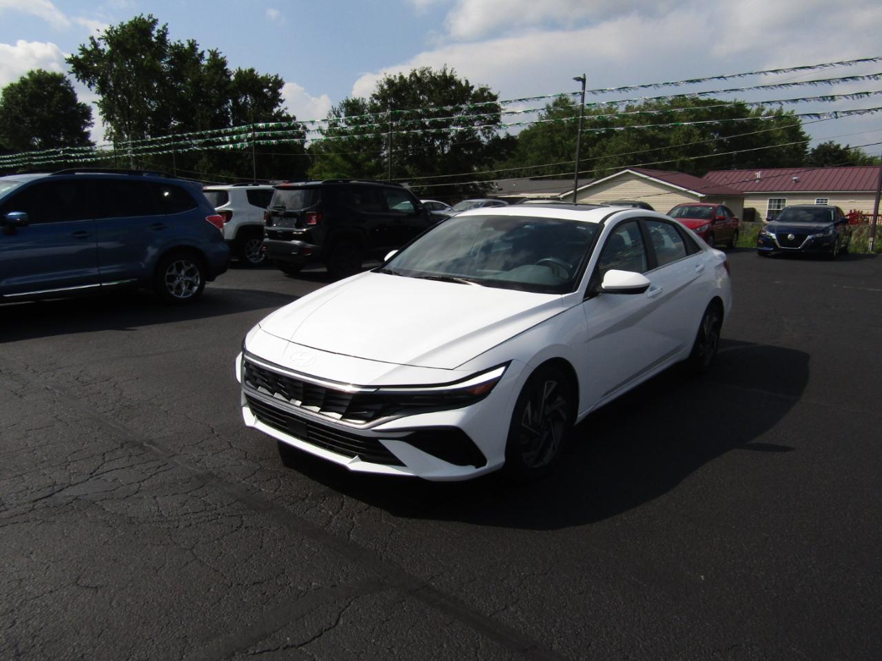 Hyundai Elantra SEL 2024