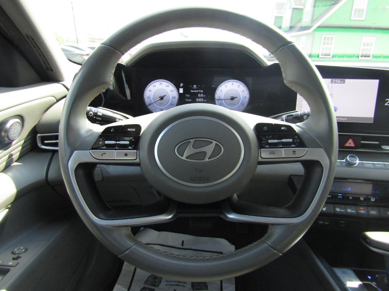 Hyundai Elantra SEL 2024