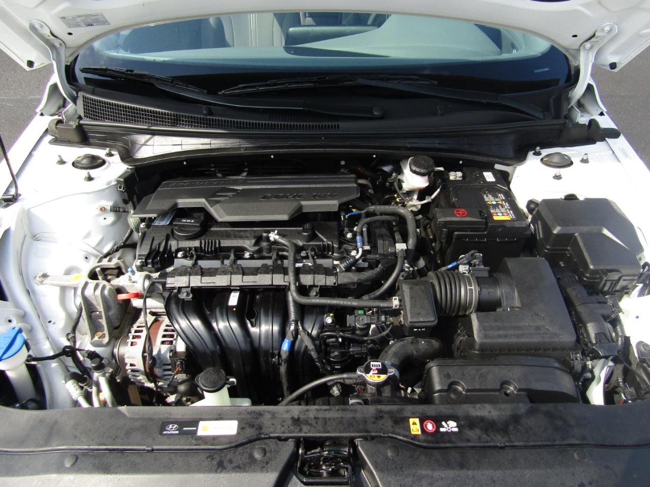 Hyundai Elantra SEL 2024