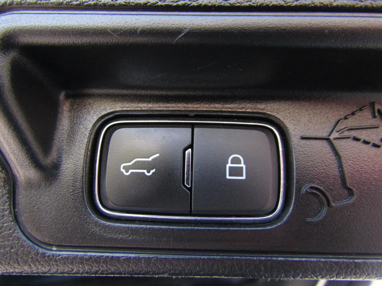 Ford Explorer ST AWD 2021