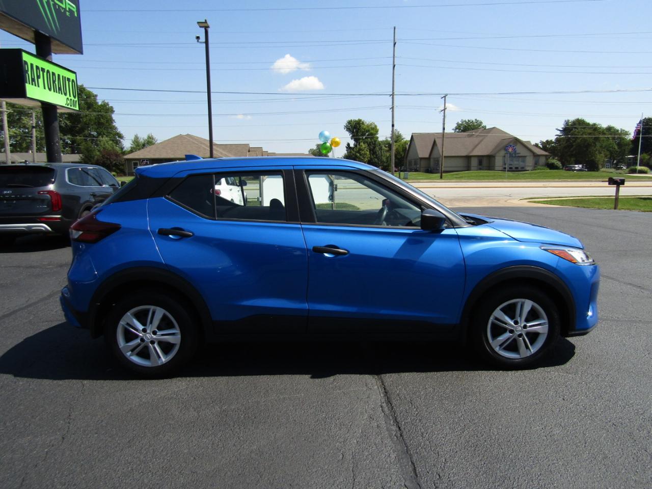 Nissan Kicks S 2023