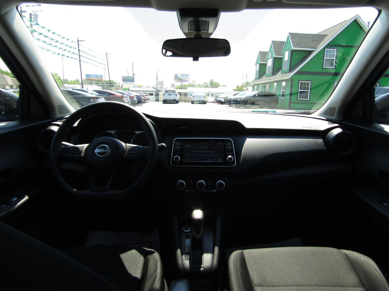 Nissan Kicks S 2023