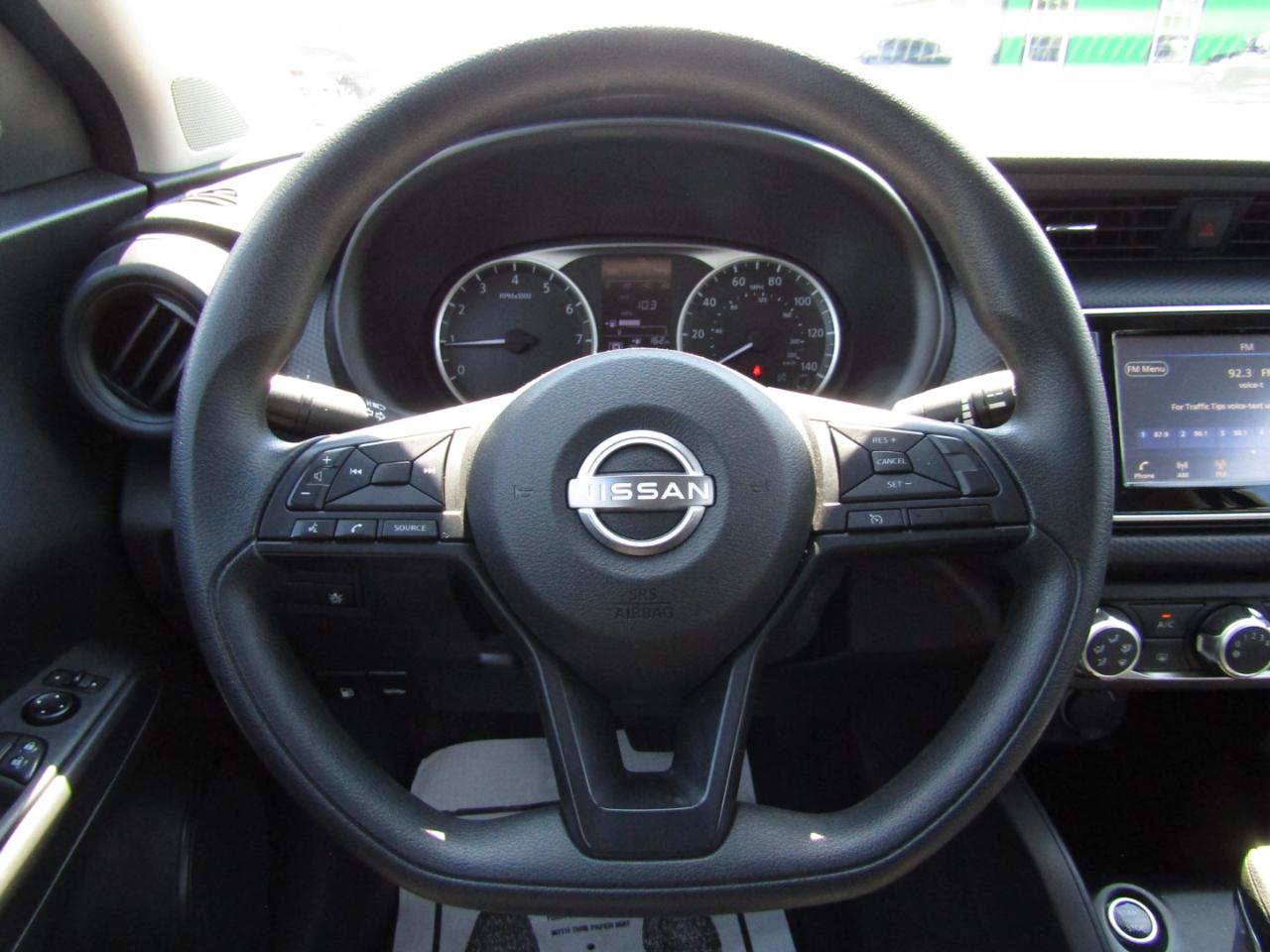 Nissan Kicks S 2023