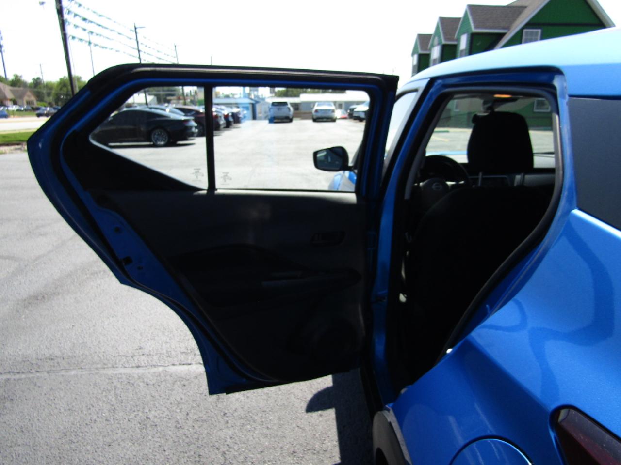 Nissan Kicks S 2023