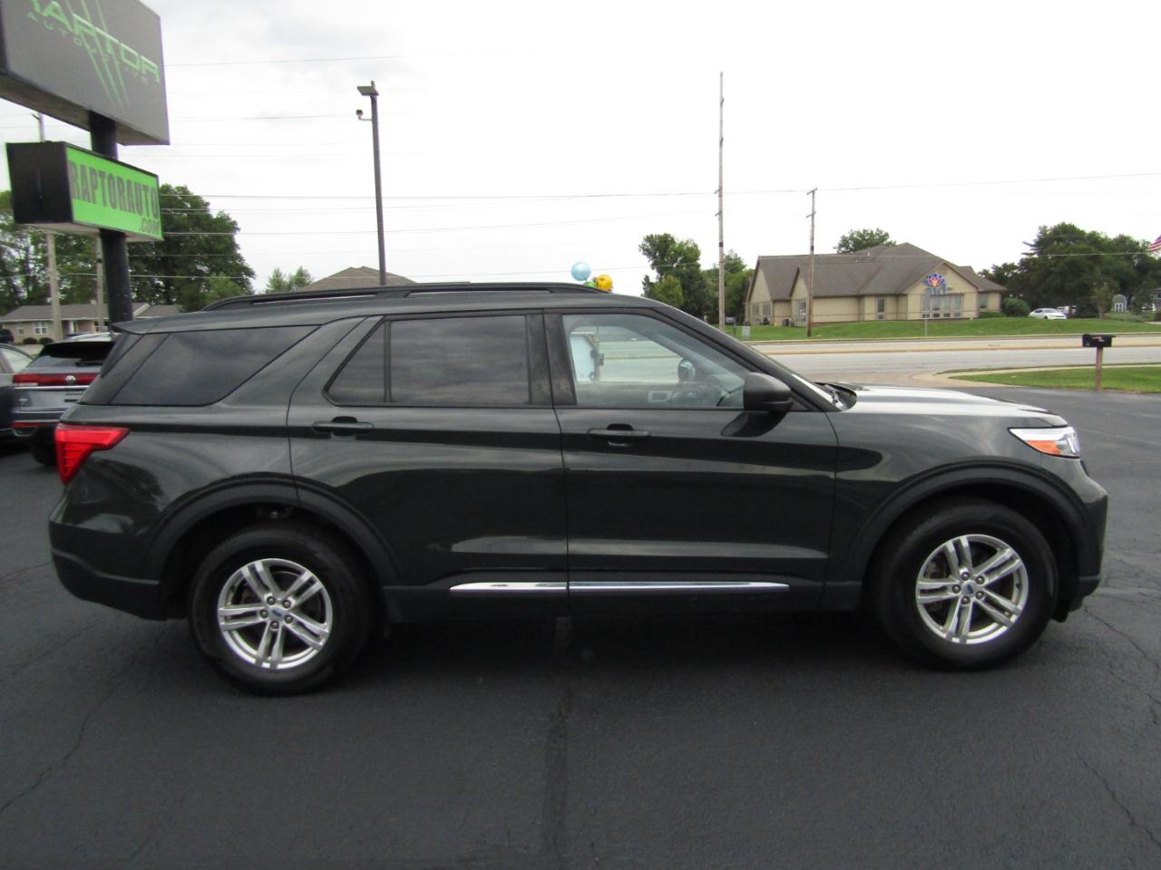 Ford Explorer  2023