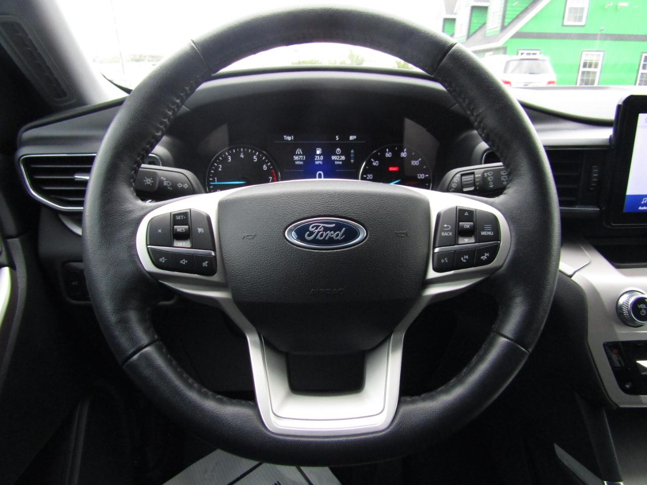 Ford Explorer  2023