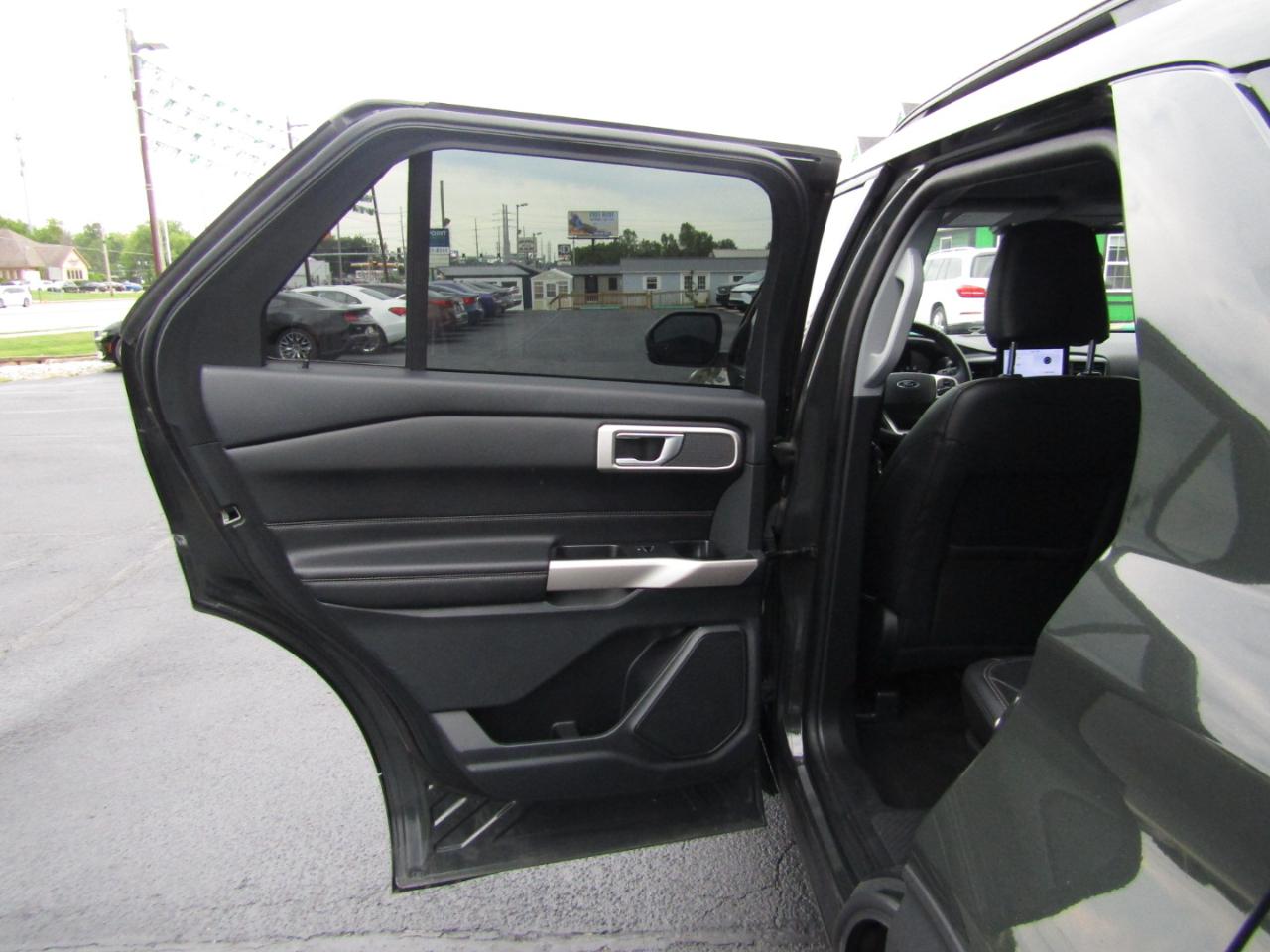 Ford Explorer  2023