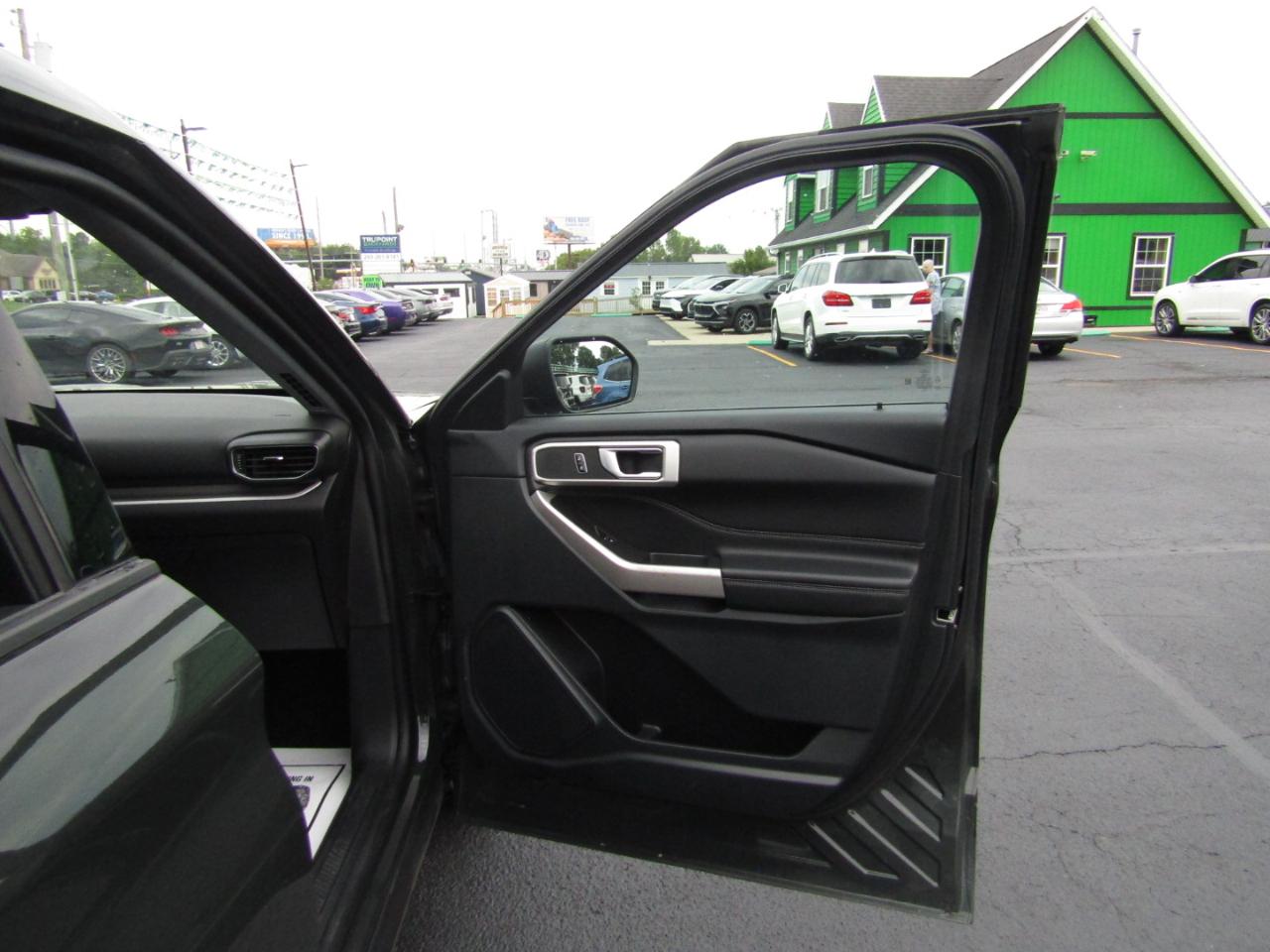 Ford Explorer  2023