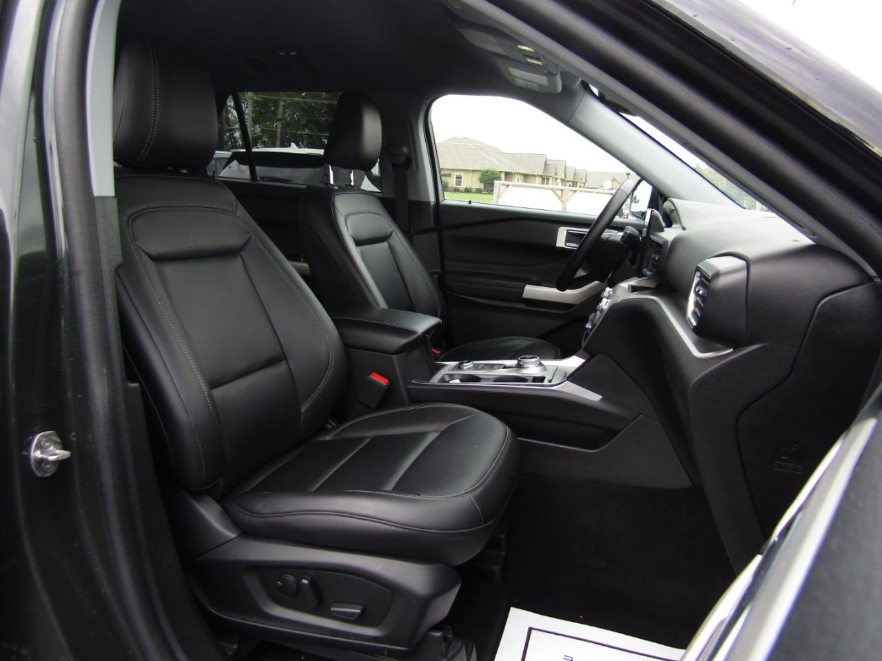 Ford Explorer  2023