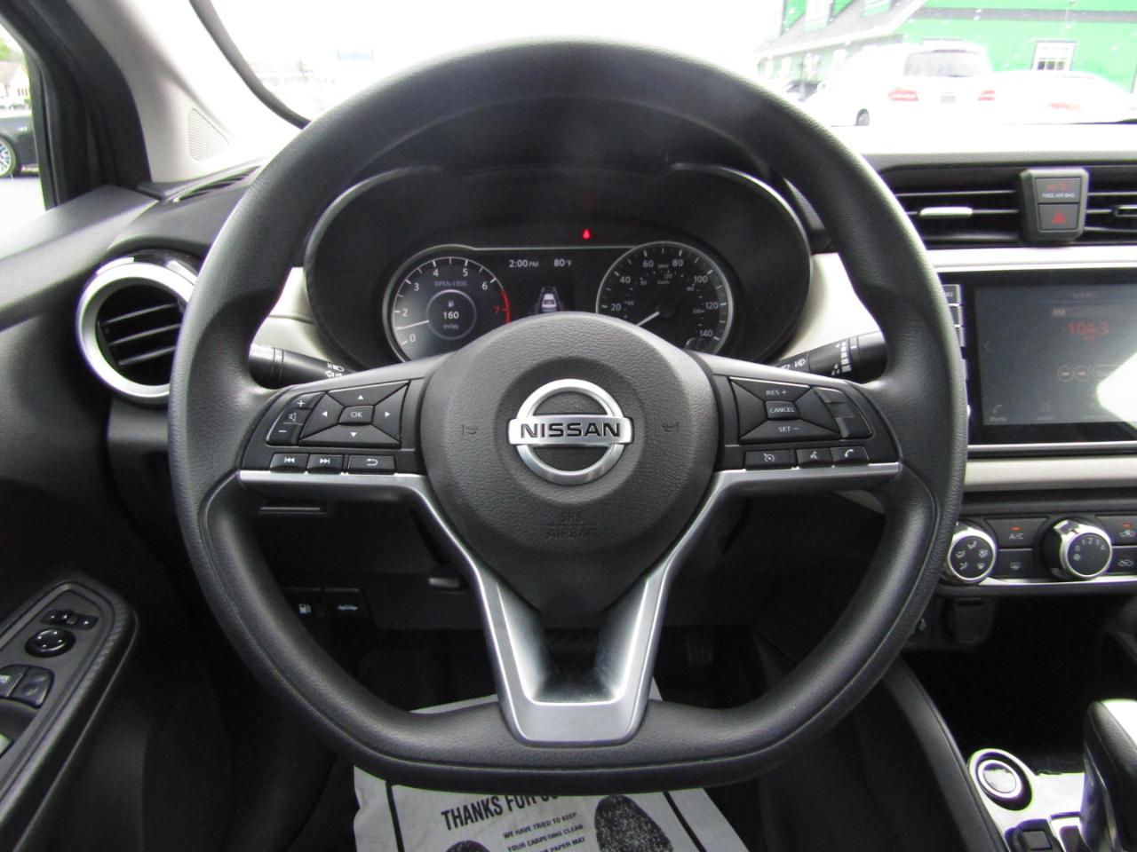 Nissan Versa SV 2021