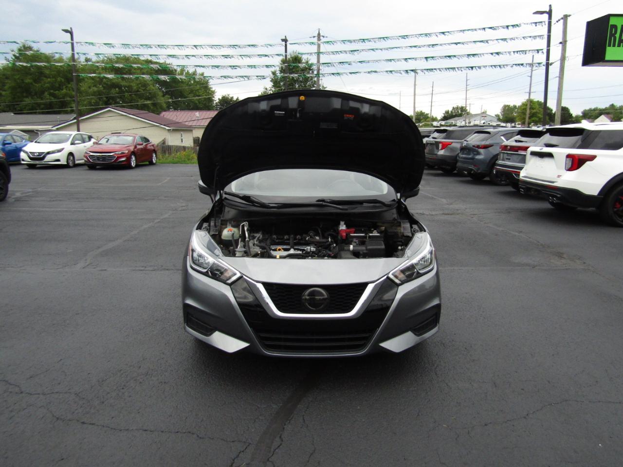 Nissan Versa SV 2021