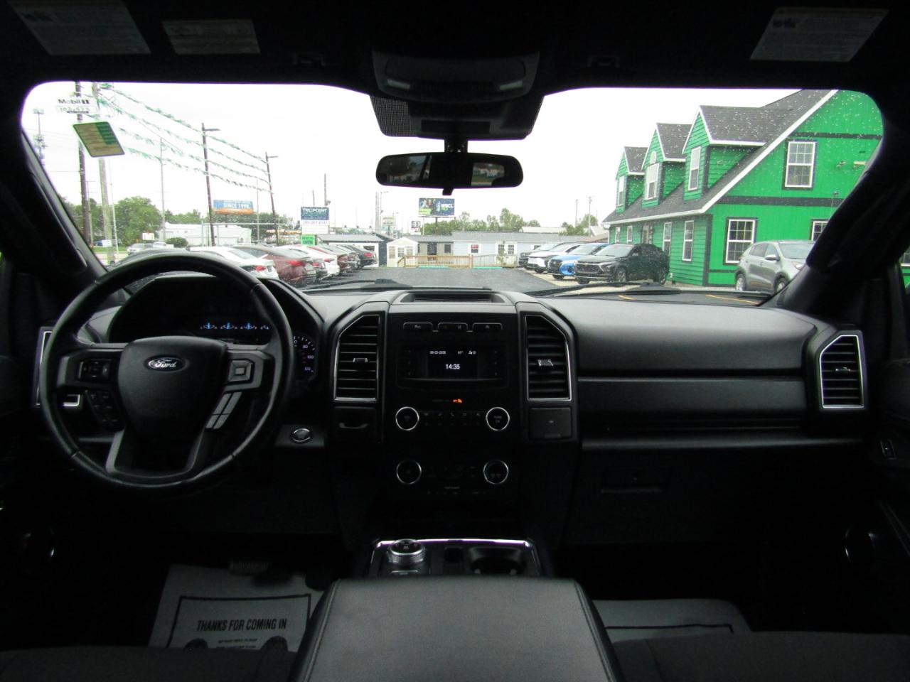 Ford Expedition  2021